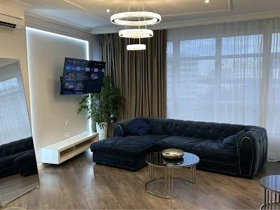 квартира по адресу Кловский спуск, 7