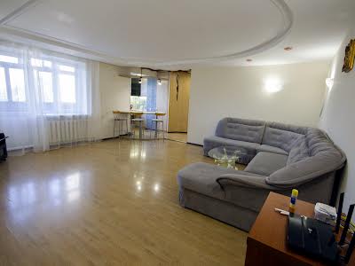 квартира за адресою Невського Олександра вул., 37