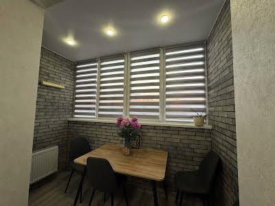 квартира за адресою Машинобудівників вул., 31