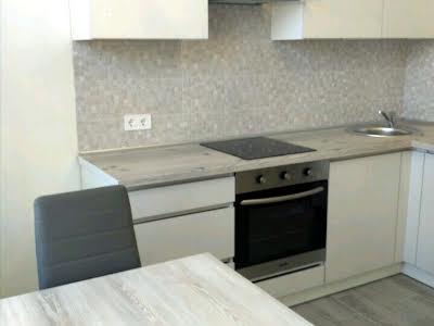 квартира за адресою Перлинна вул., 7