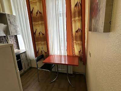 квартира за адресою Саксаганського вул., 102-Б