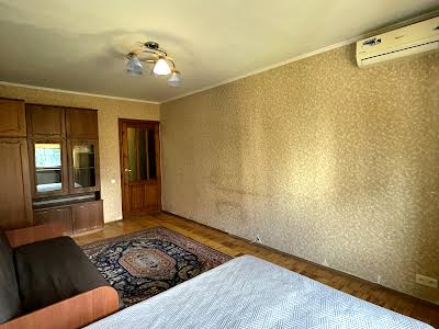 квартира по адресу Киев, Патриарха Мстислава Скрипника ул., 15