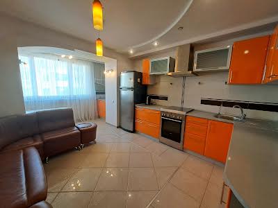 квартира за адресою Репіна, 18