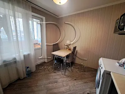 квартира за адресою Голосіївський просп. (40-річчя Жовтня), 19
