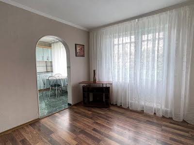 квартира за адресою Довженка вул., 5