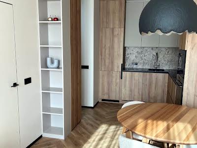 квартира за адресою Святослава Хороброго вул., 11-Б