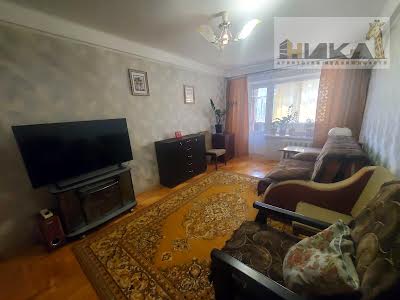 квартира по адресу Независимой Украины ул. (40 лет Советской Украины), 39-В