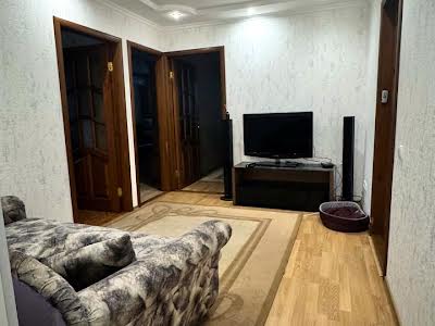 квартира за адресою Драгоманова вул., 23Б