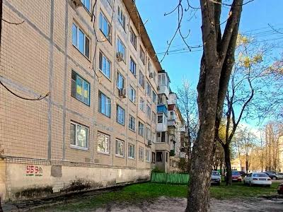 квартира за адресою Героїв Космосу вул., 1б