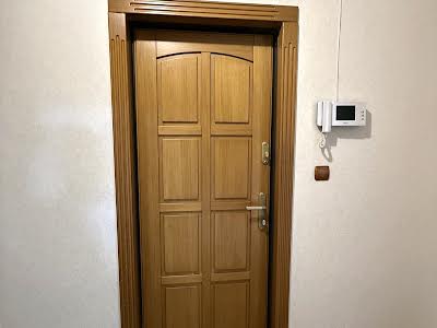 квартира за адресою Івана Кавалерідзе вул. (), 4