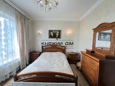 квартира за адресою Зарічна вул., 1-Б