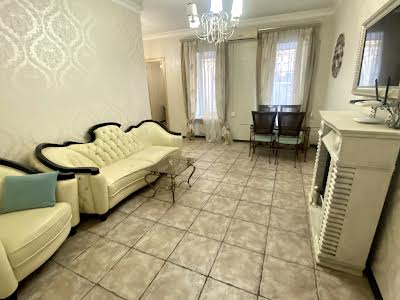 квартира за адресою Маразліївська вул., 7