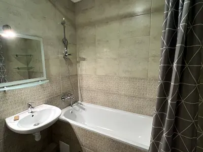 квартира за адресою Сім'ї Кульженків вул. (Петра Дегтяренка), 31-Б