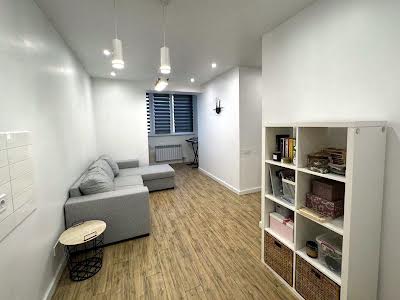 квартира за адресою Козакевича вул., 29