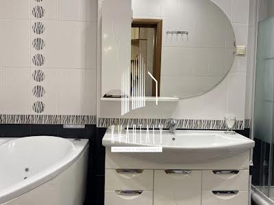 квартира за адресою Федора Ернста вул., 16В