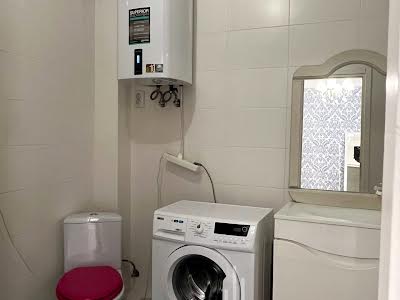квартира за адресою Драгоманова вул., 2Б