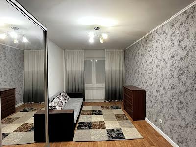 квартира за адресою Єлизавети Чавдар вул., 28