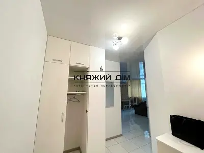 квартира за адресою Феодосійська вул., 3-В