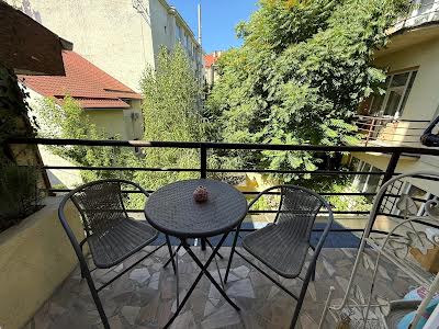 квартира за адресою Підгірна вул., 4