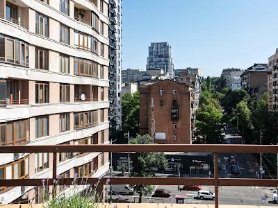 квартира за адресою Жилянська вул., 59