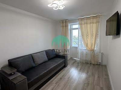 квартира за адресою Р.Вірастюка, 7