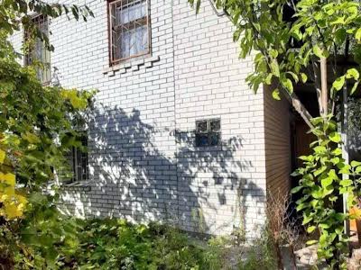 будинок за адресою Богатирська вул., 42