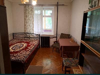 квартира за адресою Дегтярівська вул., 10