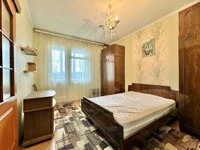 квартира за адресою Академіка Заболотного вул., 28