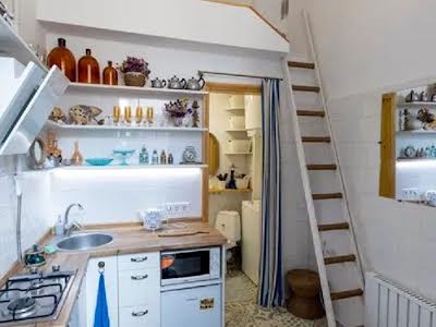 квартира за адресою Івана Франка пл., 10