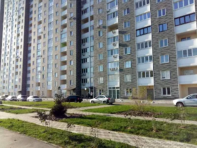 квартира за адресою Ревуцького вул., 54
