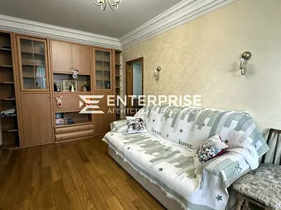 квартира за адресою Оріхуватська вул., 8к2