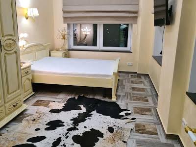 квартира по адресу Дмитрия Яворницкого просп. (Карла Маркса), 72