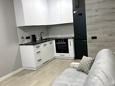 квартира за адресою Дніпровська набережна вул., 20А