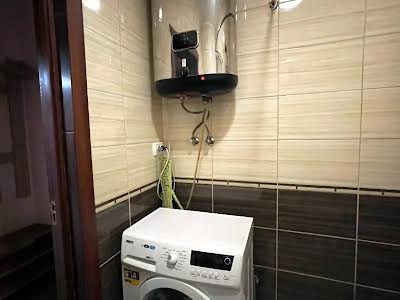 квартира за адресою Азовсталі вул., 1