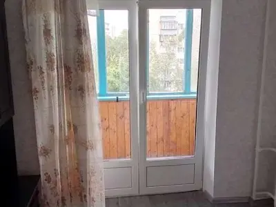 квартира за адресою Верховинна вул., 80