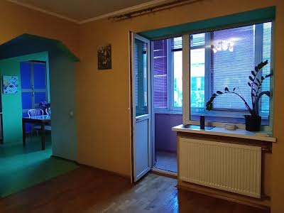 квартира за адресою Юрківська вул., 28