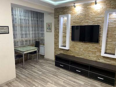 квартира по адресу Довбуша ул., 1