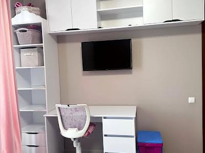 квартира за адресою Дніпровська набережна вул., 1-А