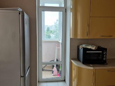 квартира за адресою Кленова вул., 2а