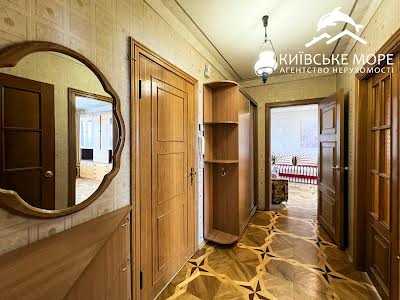 квартира за адресою Червоної Калини просп. (Володимира Маяковського), 24