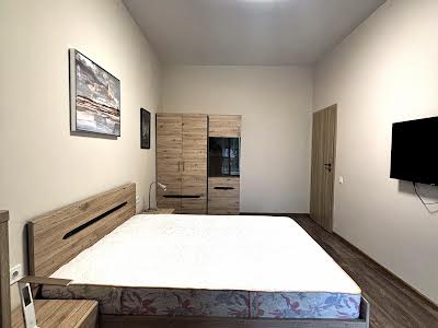 квартира за адресою Під Дубом вул. (Космонавтів), 26-Б