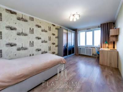 квартира по адресу Пантелеймона Куліша пл., 19