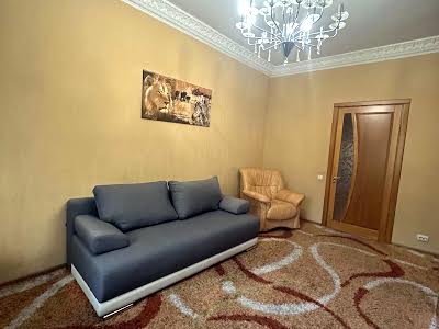 квартира за адресою Незалежної України вул. (40 років Радянської України), 92