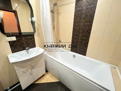 квартира за адресою Степана Рудницького вул. (Академіка Вільямса), 5