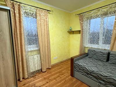 квартира за адресою Хоружинської, 8