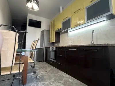 квартира за адресою Сонячна вул., 4