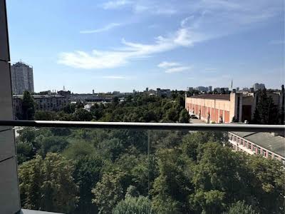 квартира за адресою Берестейський просп. (Перемоги), 1