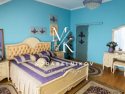 будинок за адресою Освіти вул., 12