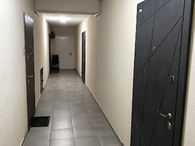 квартира по адресу Співдружності ул., 6