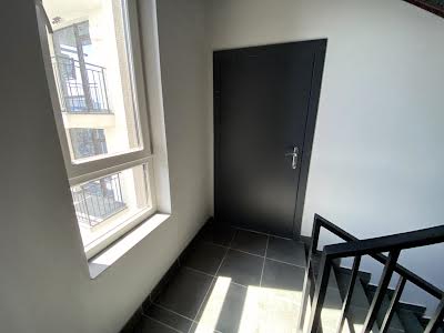 квартира за адресою Крайківського, 1а